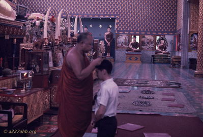 Bob Kelly receiving blessing from Monk.
Bob Kelly Photo
