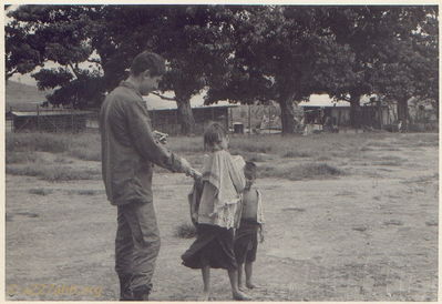 Kontum kids
 Steve Lachiondo Photo

Kontum - giving kids candy
