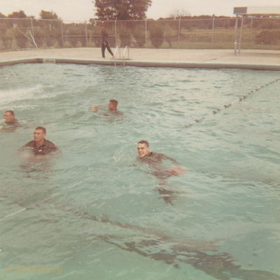 Lots of Solo's Today.
Ernie Kramer Photo

This was among the last dunking at the post pool prior to using the Holiday Inn's Pool.

