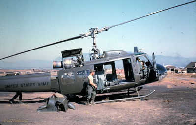 LZ Betty - Maintenance Crew
Jerry Westenskow Photo
