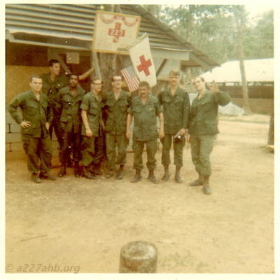 Medical Group
Larry Farris Photo

Lai Khe, Dec 1968
