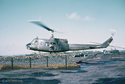 713 in Flight 
Tom Loughlin Photo
