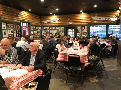 Welcome Dinner - Caney Fork Restaurant
Lillian Burbank Photo
