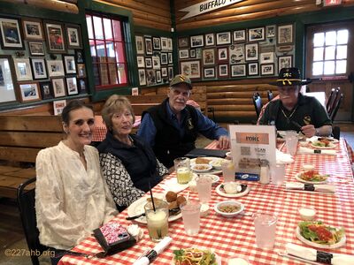 Welcome Dinner at the Caney Fork Valley Grill
Photo by Lillian Burbank
